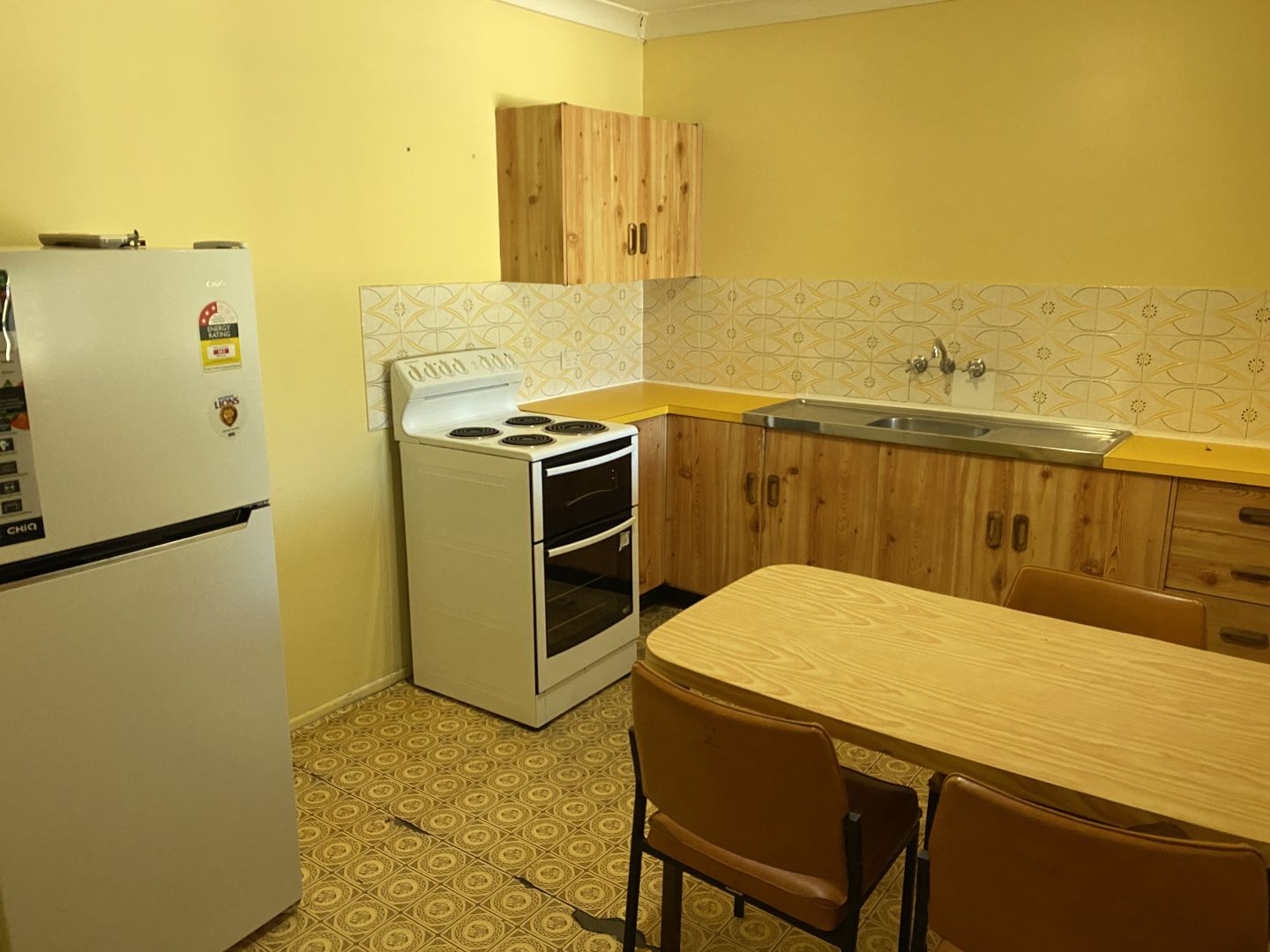 Unit 2/8 Bramble St, Norman Gardens QLD 4701 Apartment For Rent Domain