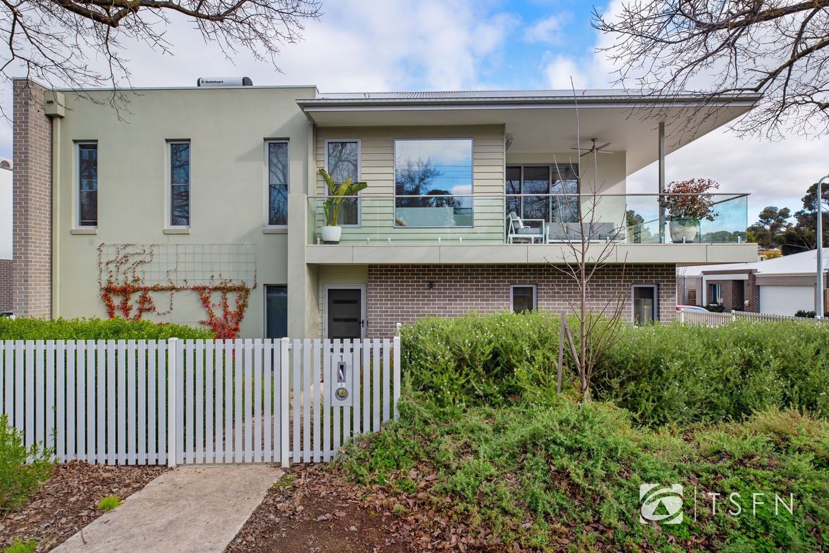 3 bedrooms House in 1 Carnegie Way BENDIGO VIC, 3550