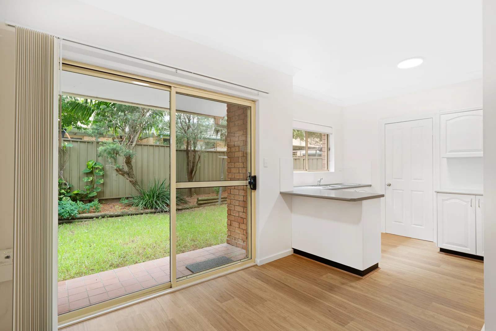 Additional image 3 of 6/55 Karimbla Rd, Miranda NSW 2228