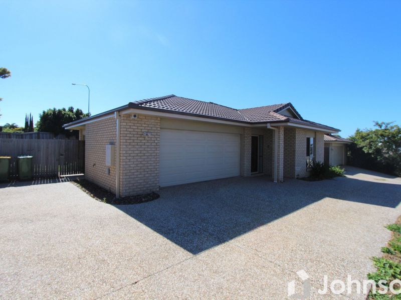 4 bedrooms House in 1/39 Cypress Street REDLAND BAY QLD, 4165