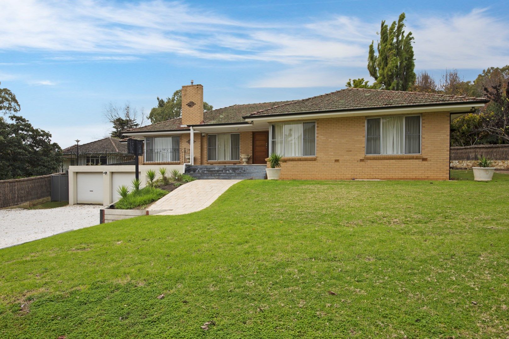 4 bedrooms House in 11 Heather Avenue NETHERBY SA, 5062