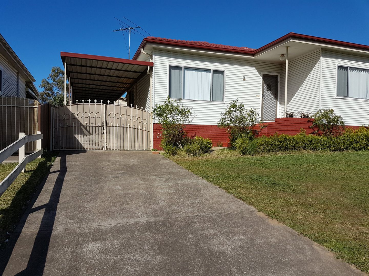 21 Pretoria Road, Seven Hills NSW 2147, Image 1