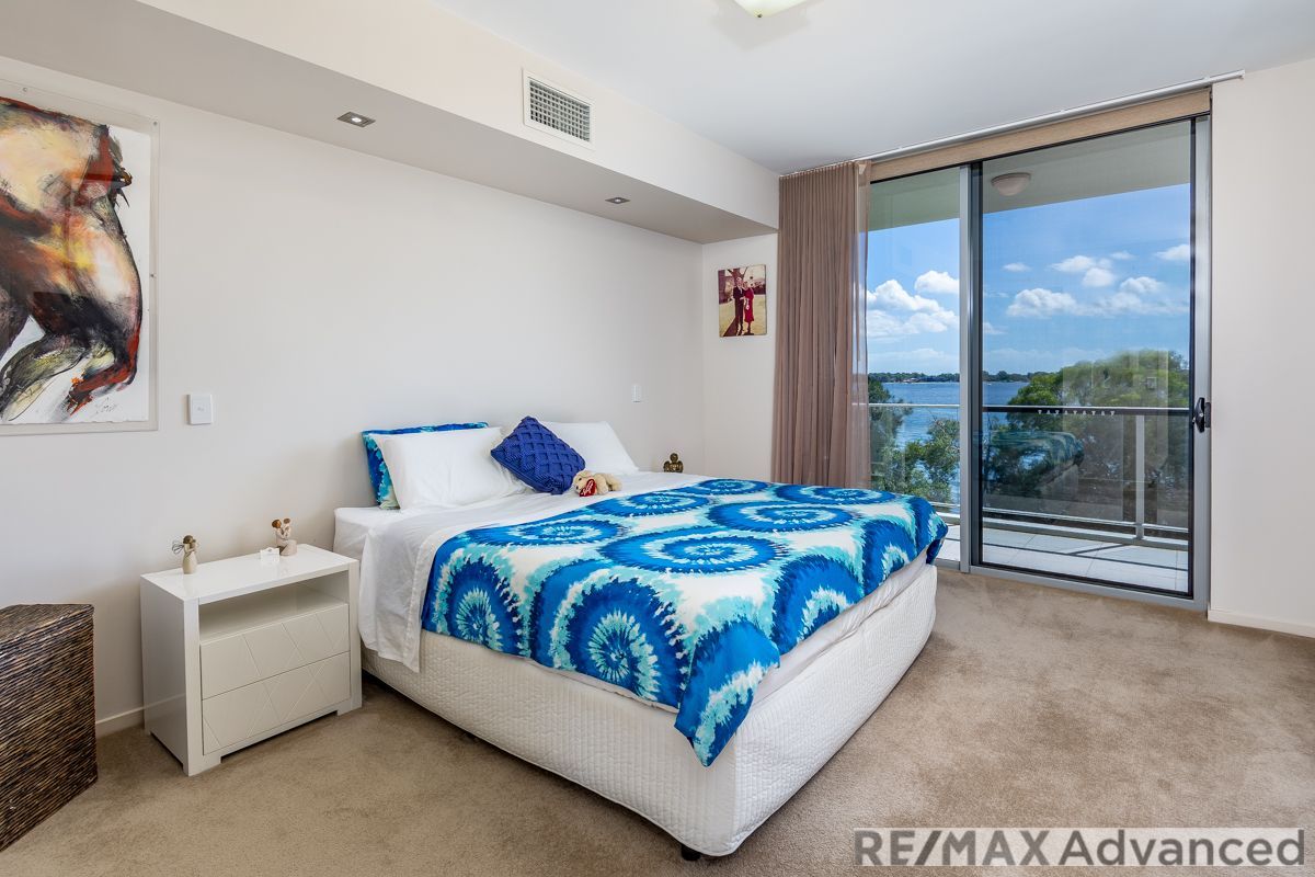 18/8a Spinnaker Drive, Sandstone Point QLD 4511, Image 2