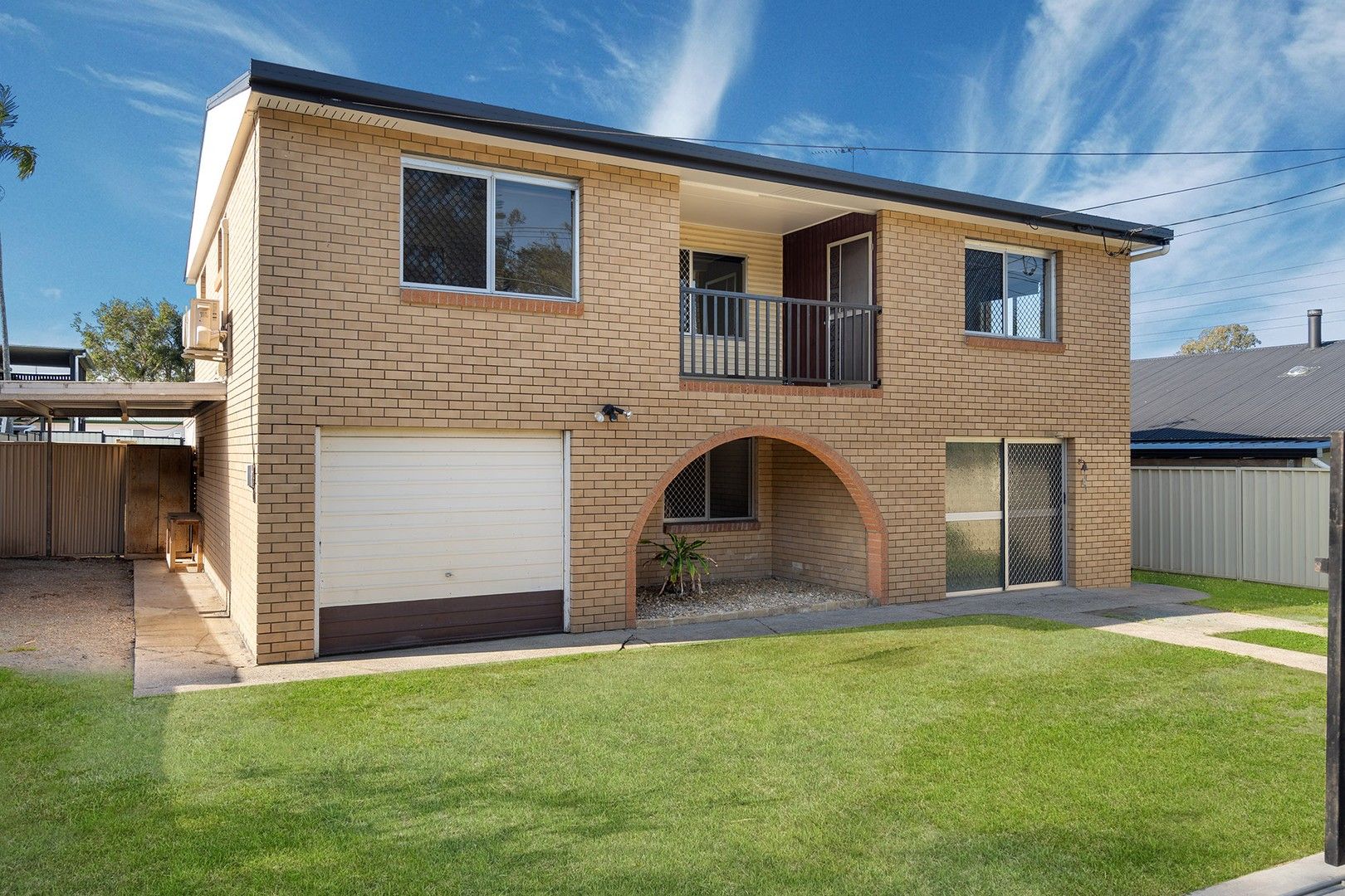 3 bedrooms House in 4 Hampton Street LOGANHOLME QLD, 4129