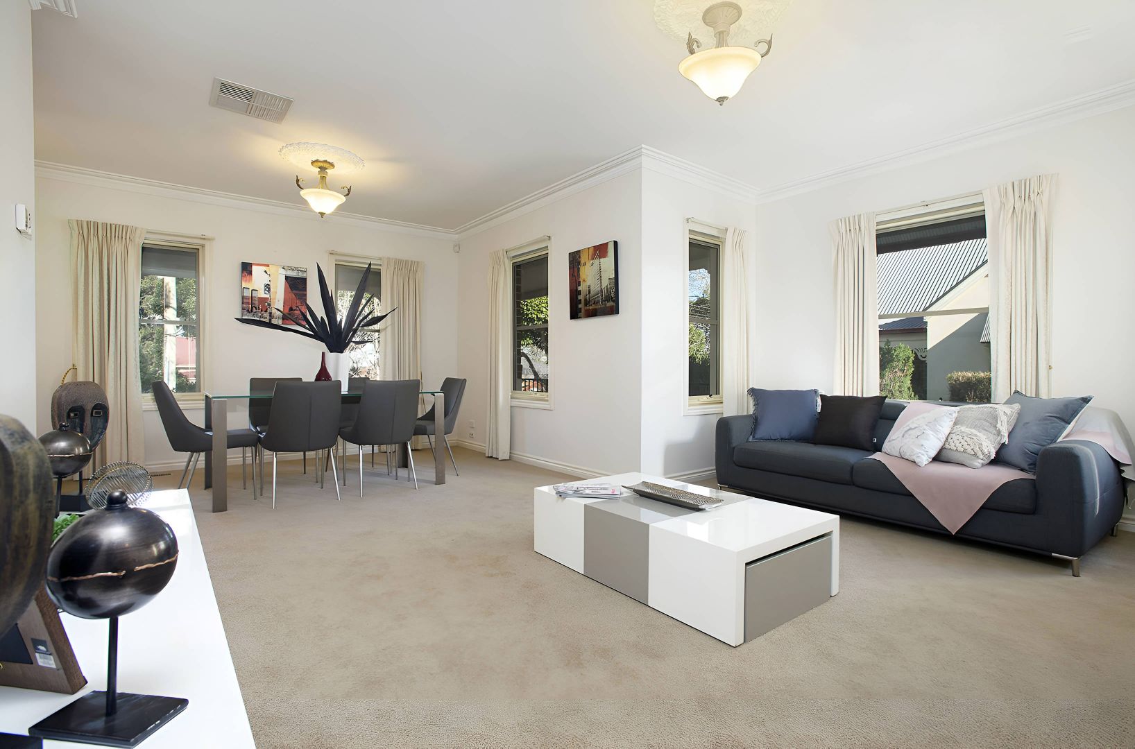 8/13 Heath Avenue, Oakleigh VIC 3166, Image 2