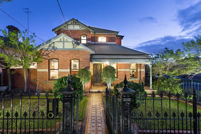 73 Athol Street, MOONEE PONDS VIC 3039, Image 2