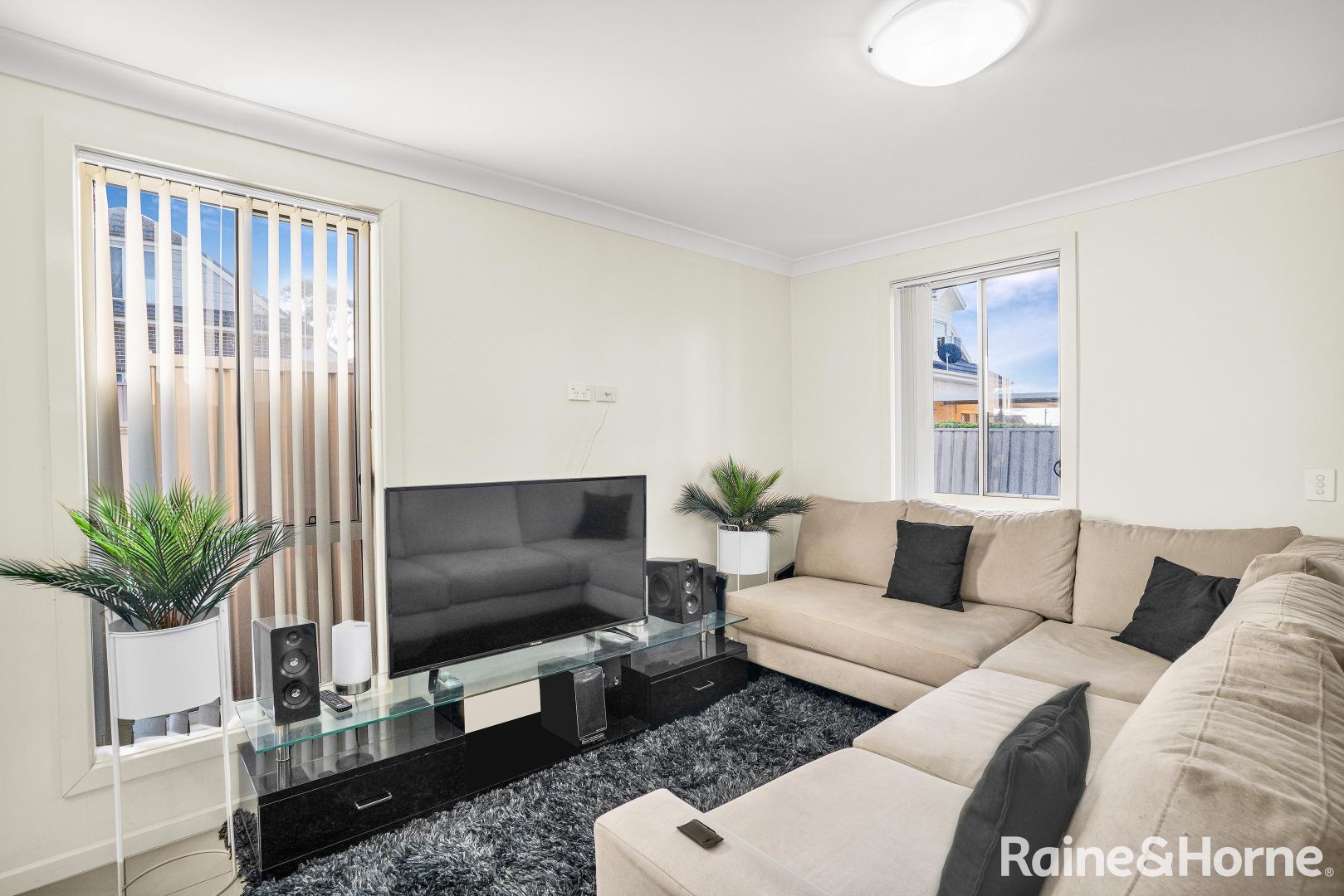 2/51 Barry Street, Cambridge Park NSW 2747, Image 1