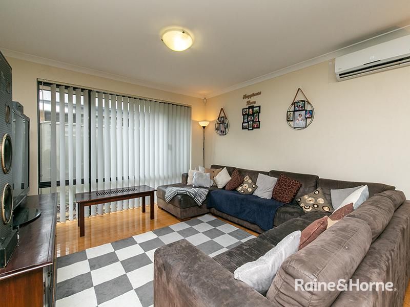 2/40 Fifth Road, Armadale WA 6112, Image 2