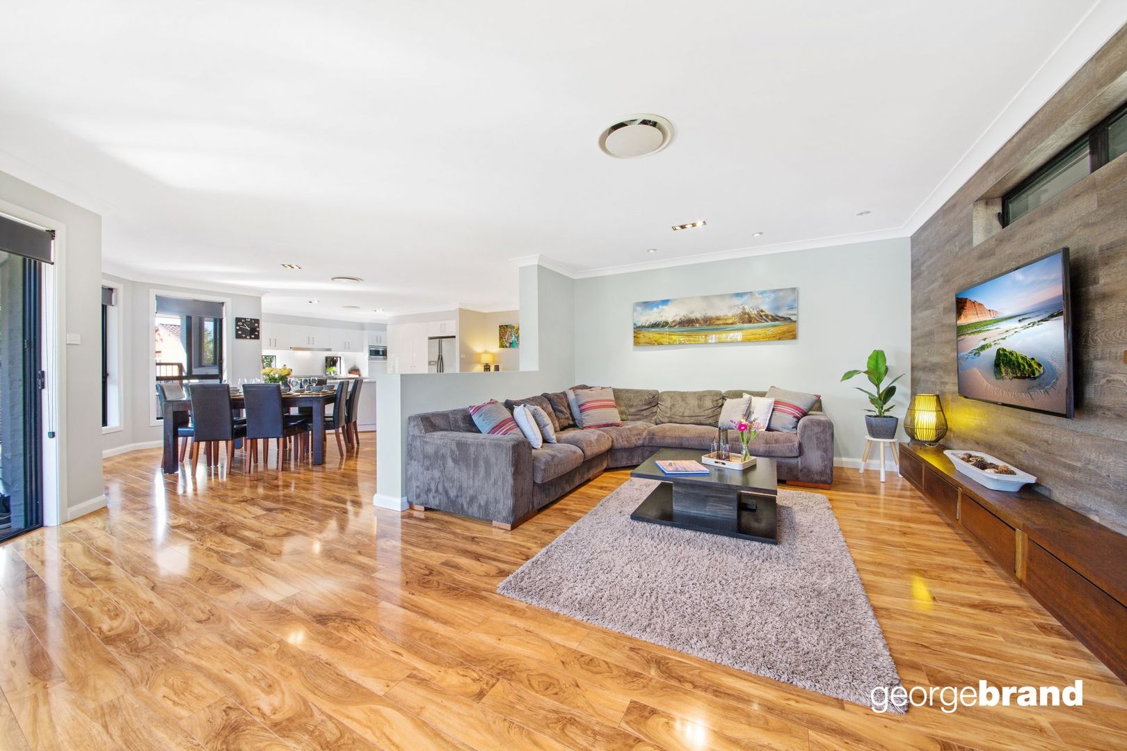 10 David St, Green Point NSW 2251, Image 2