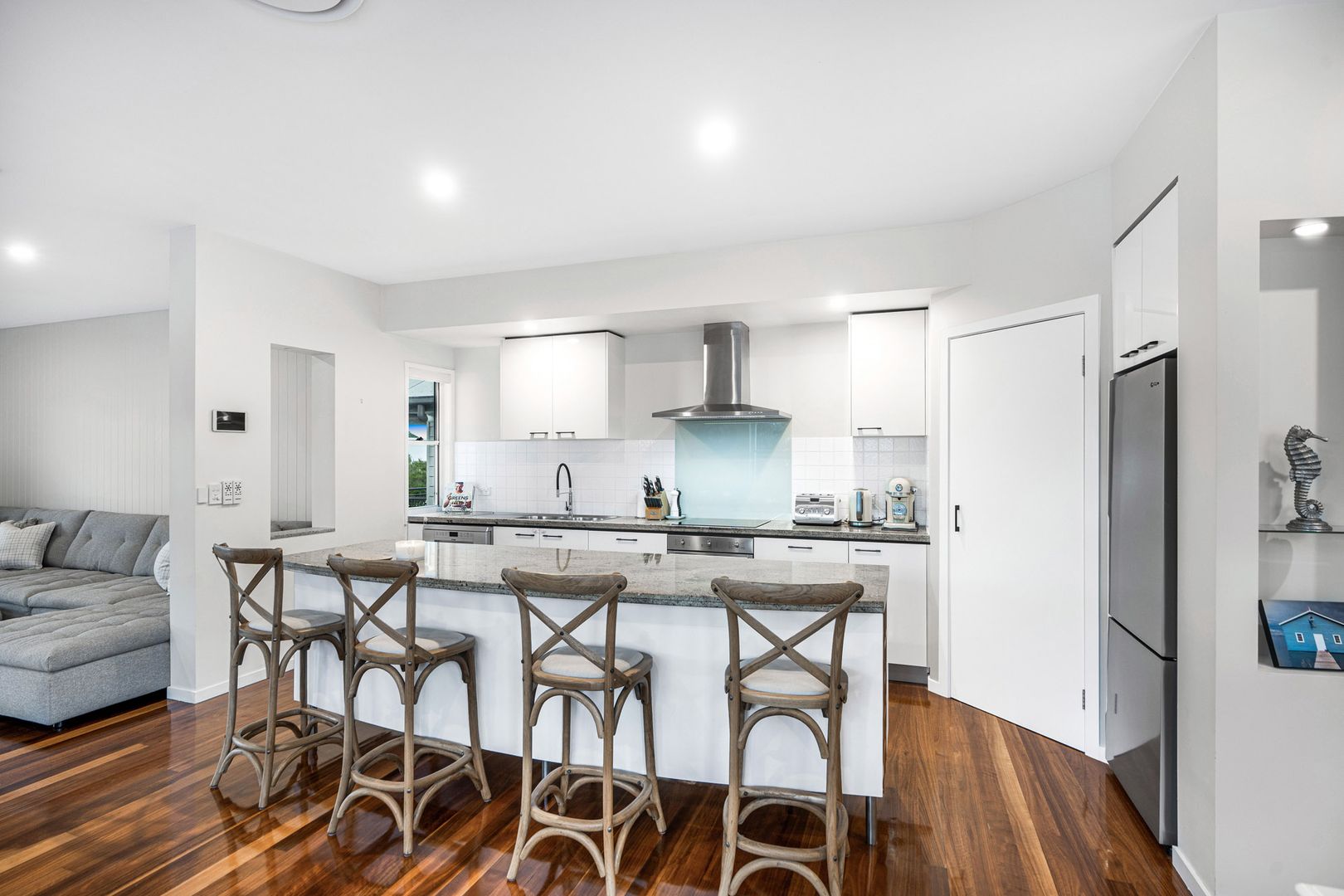 Sold 70 Grattan Terrace, Manly QLD 4179 on 12 Jan 2023 2018162185