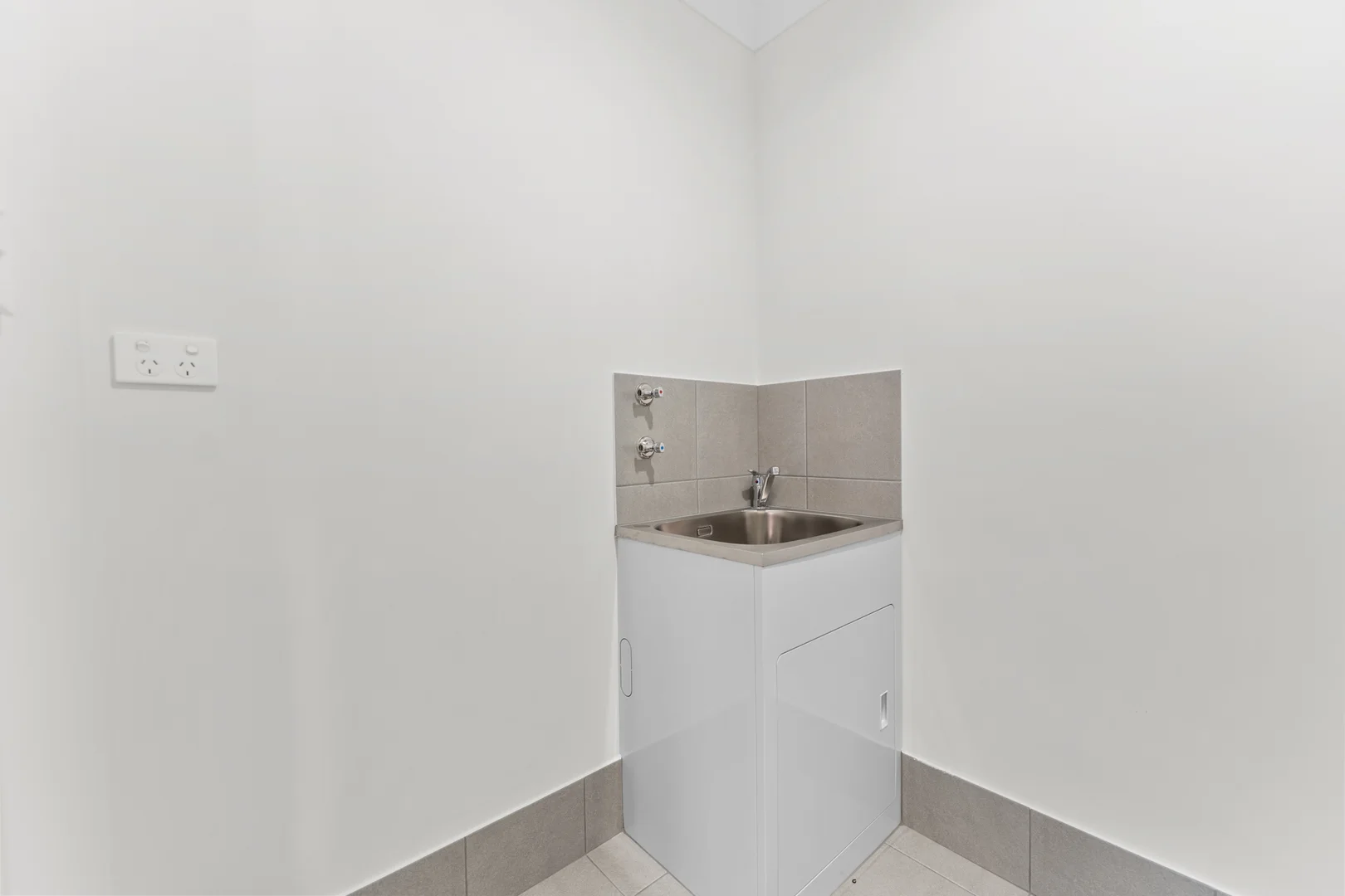 Additional image 7 of 5A Koolama Way, Dudley Park WA 6210