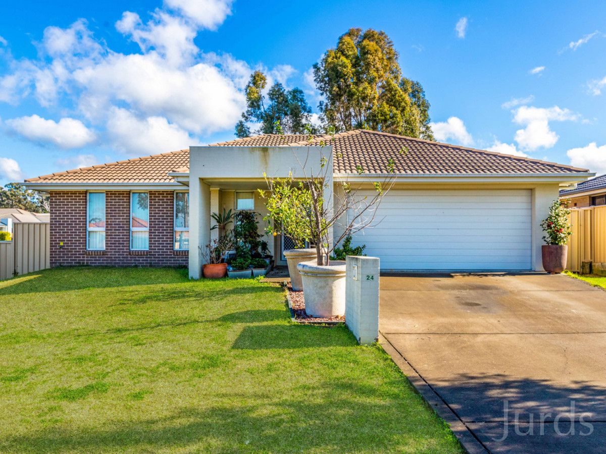 4 bedrooms House in 24 Chablis Drive CESSNOCK NSW, 2325