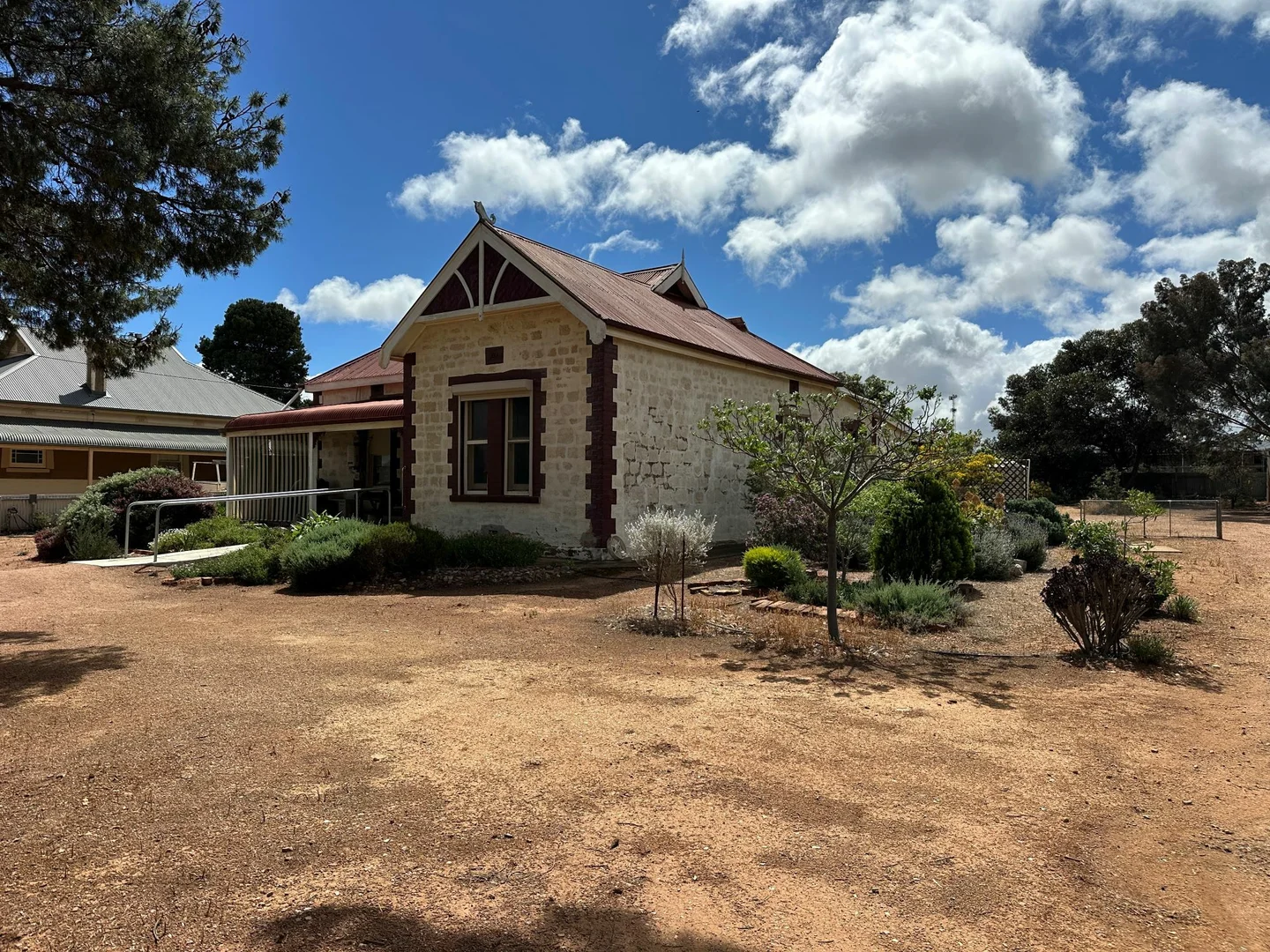 Image 12