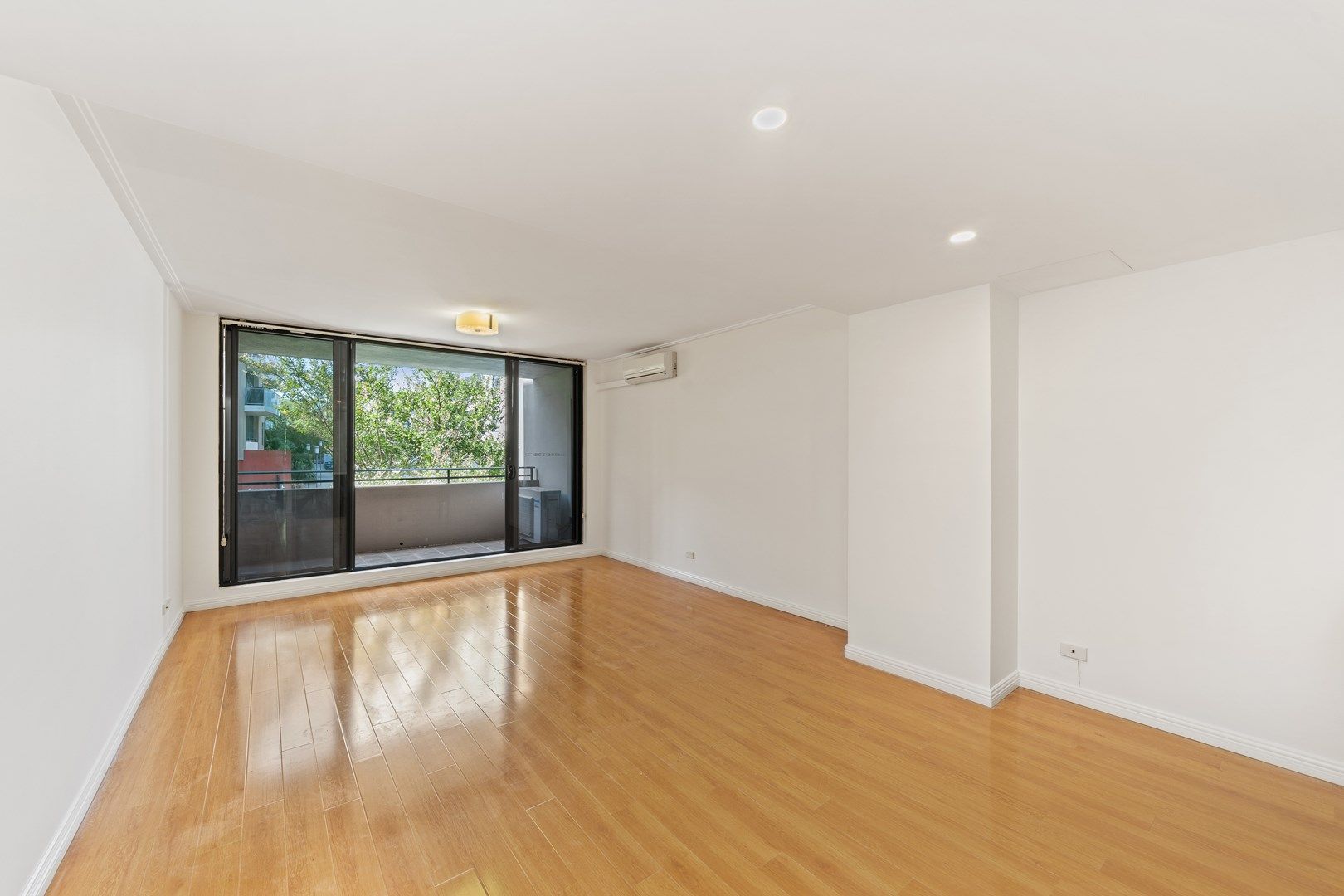 3 bedrooms Apartment / Unit / Flat in A203/11 Hunter Street WATERLOO NSW, 2017