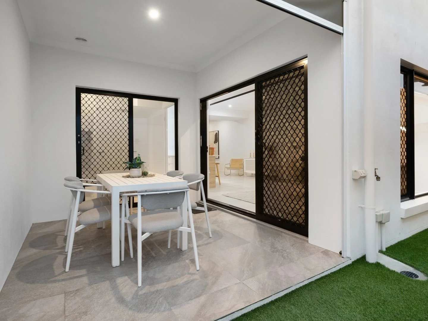 Additional image 15 of 504 Grande Avenue, Spring Mountain QLD 4300