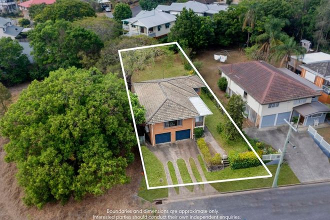 Picture of 43 Joachim Street, HOLLAND PARK WEST QLD 4121