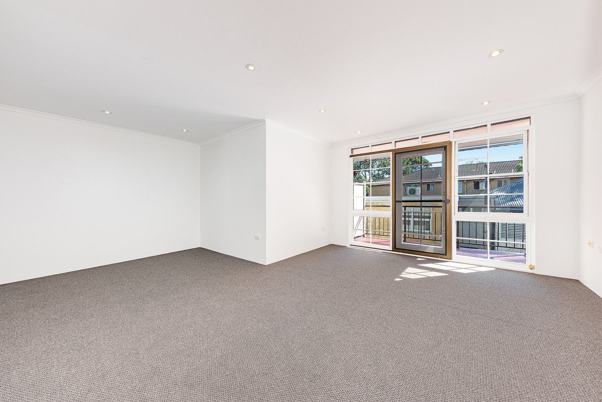 2 bedrooms Apartment / Unit / Flat in 12/36-40 Landers Road LANE COVE NSW, 2066