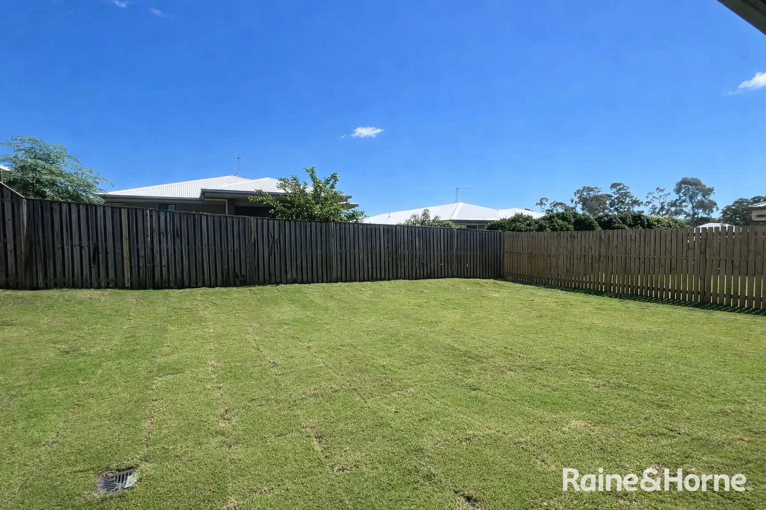 Additional image 16 of 10 Scampi Drive, Clinton QLD 4680