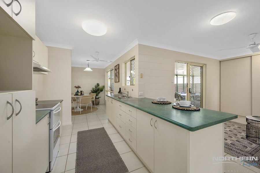 8 Luke Crescent, Bushland Beach QLD 4818, Image 2