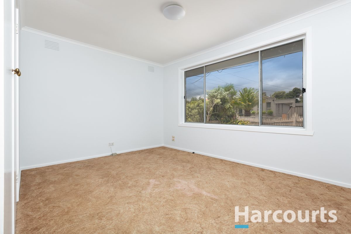 119 Neasham Drive, Dandenong North VIC 3175 House For Rent 450