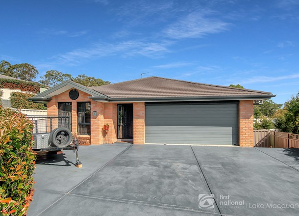15 Guildford Grove, Cameron Park NSW 2285