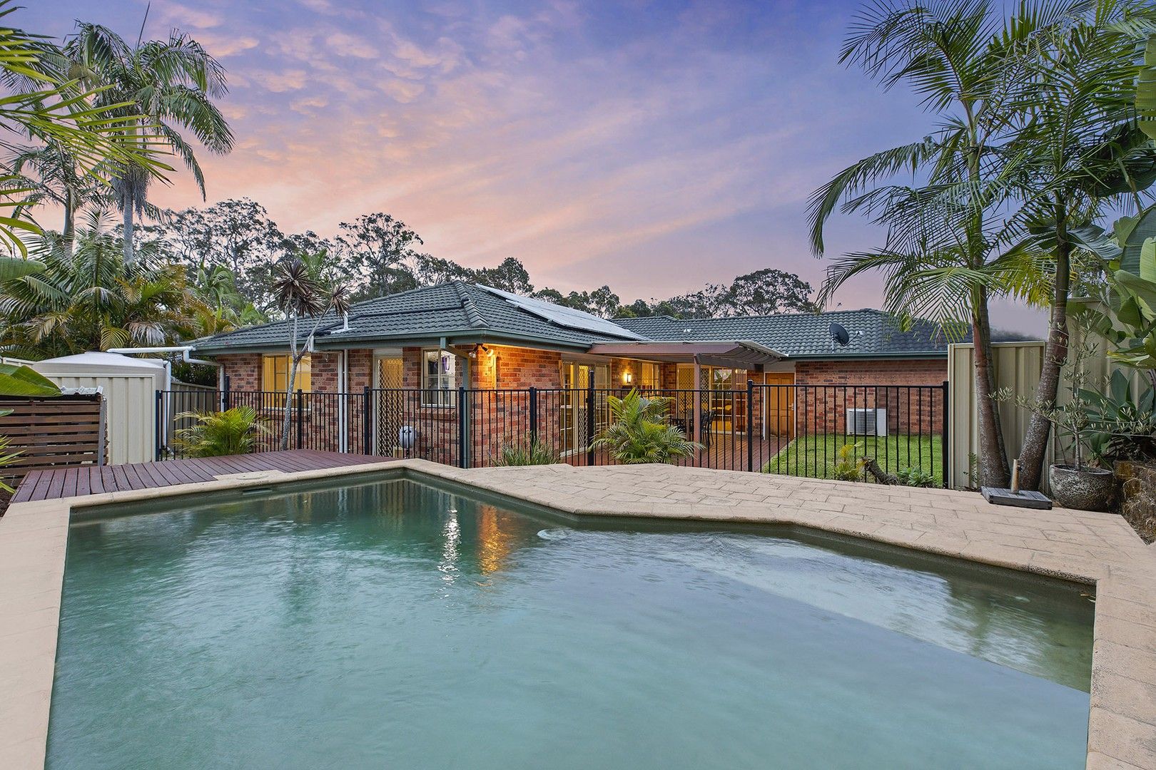4 bedrooms House in 64 Molsten Avenue TUMBI UMBI NSW, 2261