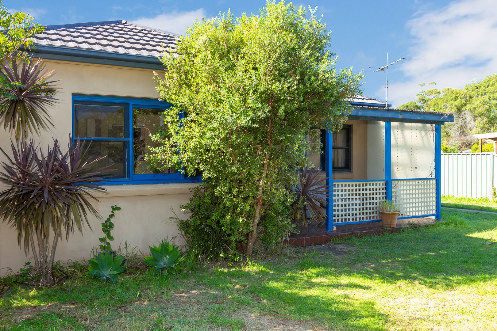 98A Smith Street, Broulee Property History & Address Research Domain