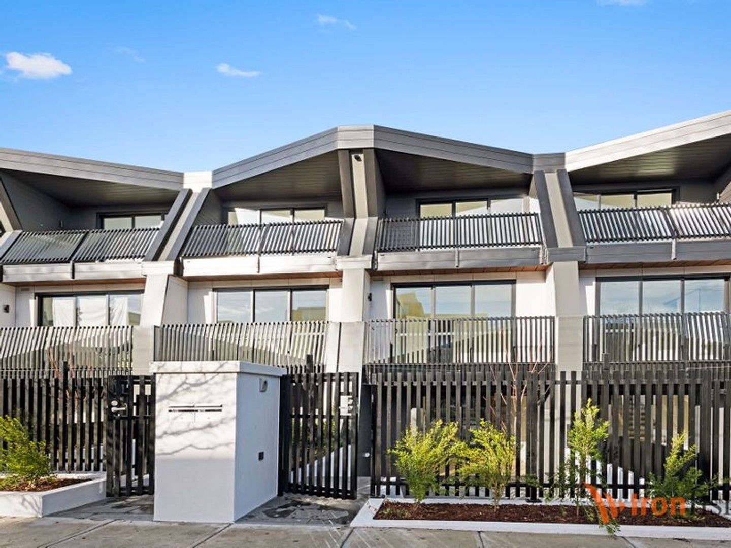 3 bedrooms Townhouse in 6/170 McKinnon Road MCKINNON VIC, 3204