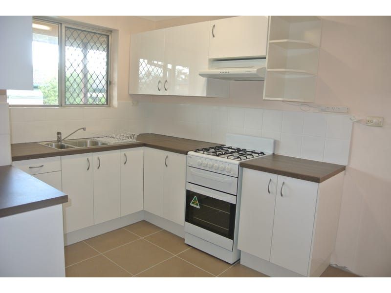 2 bedrooms Apartment / Unit / Flat in 8/47 Victoria Street FAIRFIELD QLD, 4103