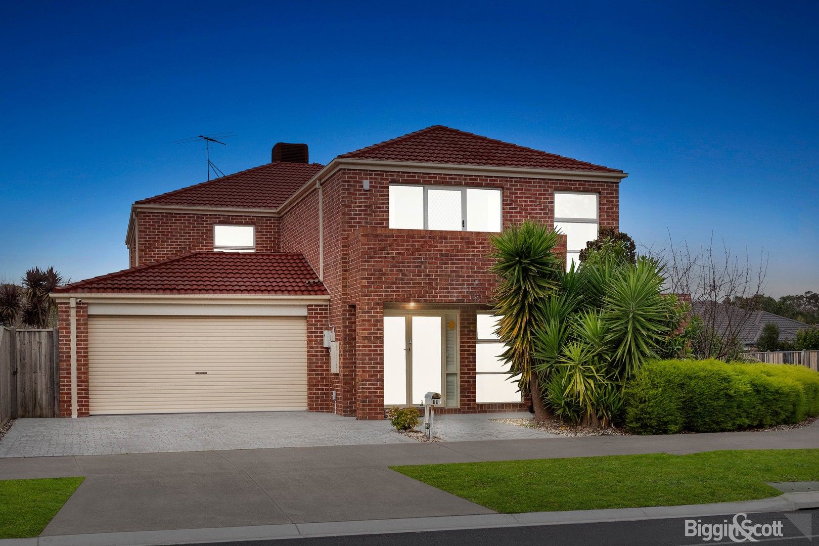 4 bedrooms House in 68 Riverdale Boulevard MERNDA VIC, 3754