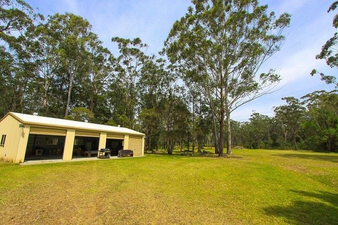 Picture of 716 Bombah Point Road, BOMBAH POINT NSW 2423