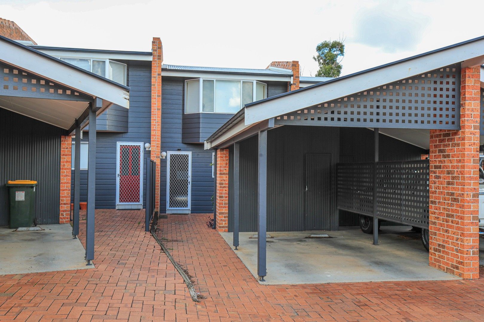 2 bedrooms House in 5/95 Brae INVERELL NSW, 2360