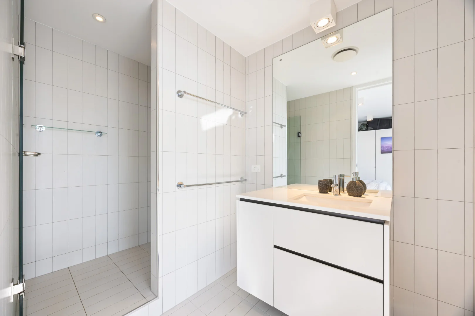 Additional image 7 of 19/27 Eastlake Parade, Kingston ACT 2604