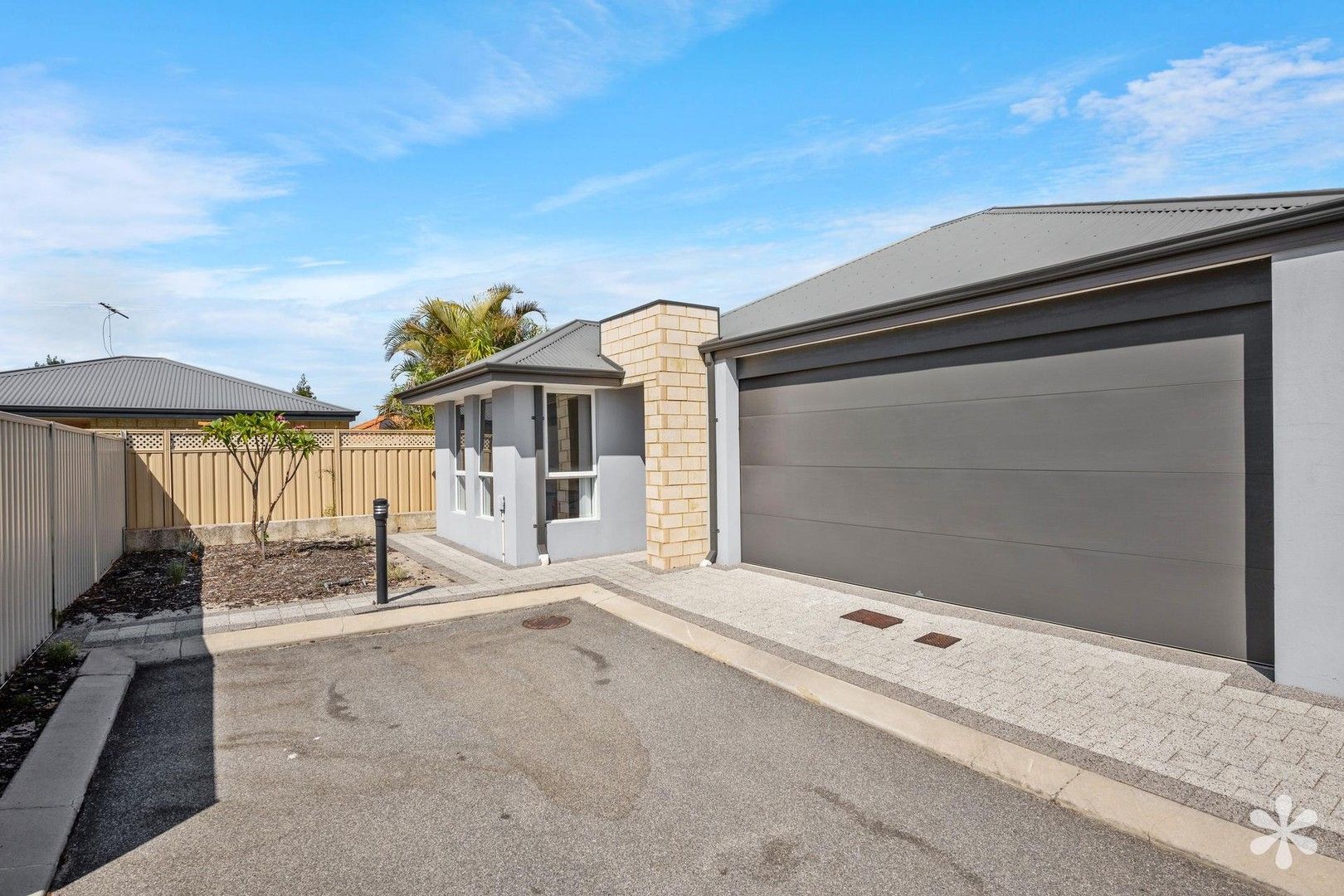 3 bedrooms House in 8/36 Wialki Lane CANNING VALE WA, 6155