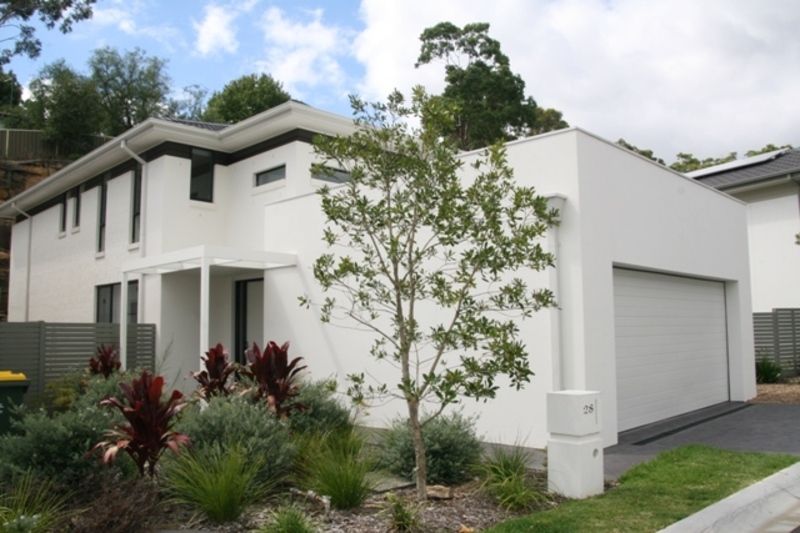 4 bedrooms House in 28 Bardo Circuit REVESBY HEIGHTS NSW, 2212