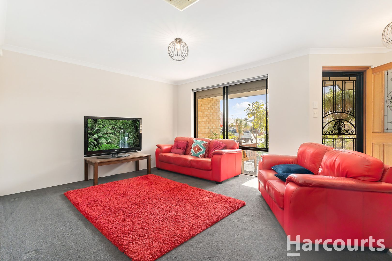 18 Walmer Place, Orelia WA 6167, Image 2