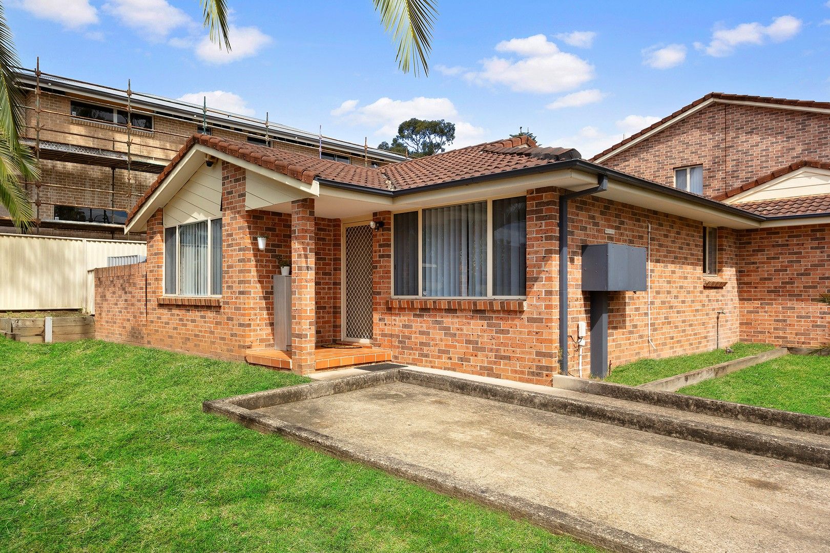 1/53 Trafalgar Street, Glenfield NSW 2167, Image 0