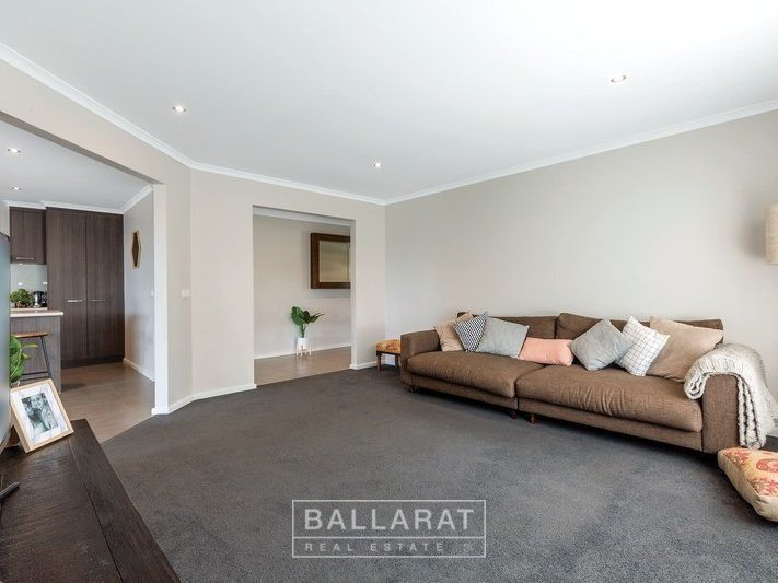 6 Duchess Drive, Delacombe VIC 3356, Image 1