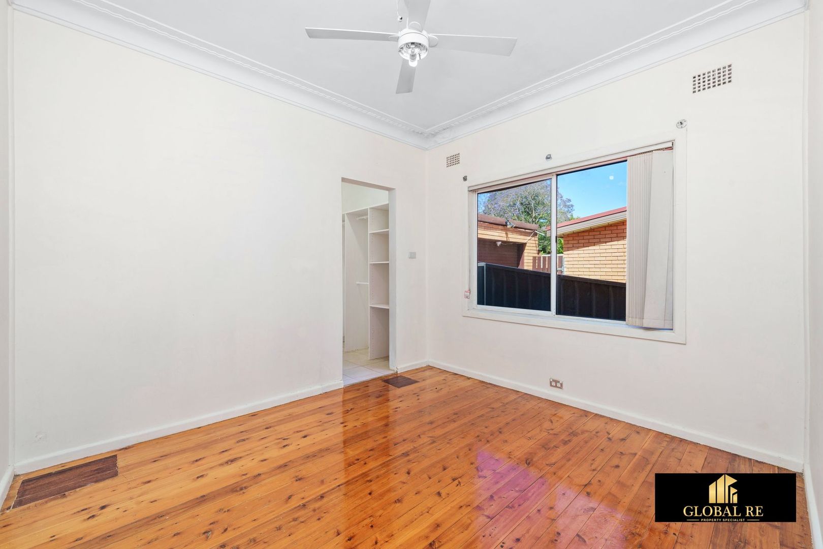 27 Austin Avenue, Campbelltown NSW 2560, Image 2