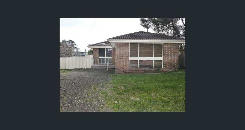 2 bedrooms House in 1 Coustley Close WALLAN VIC, 3756