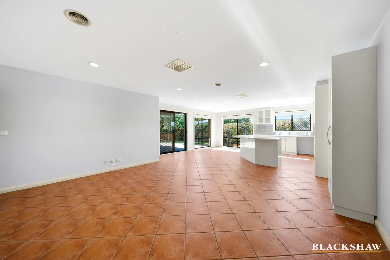 Additional image 4 of 42 Bayside Court, Jerrabomberra NSW 2619