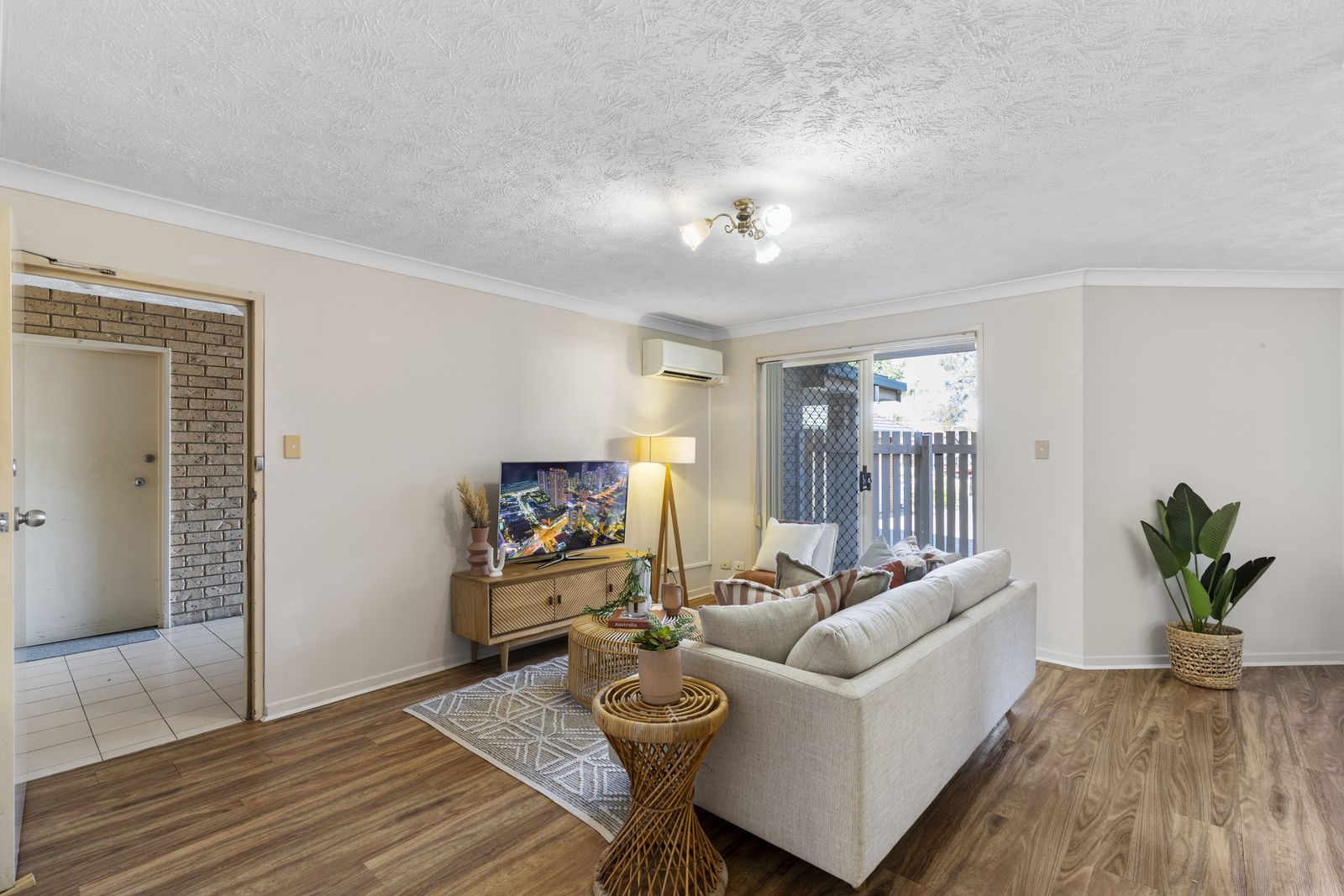1/54 Bower Street, Annerley QLD 4103, Image 0