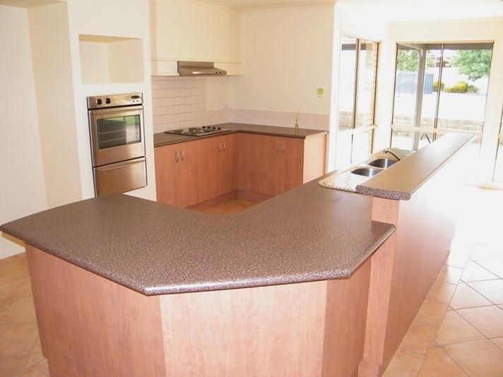 63 Rose Crescent, Mclaren Flat SA 5171, Image 2