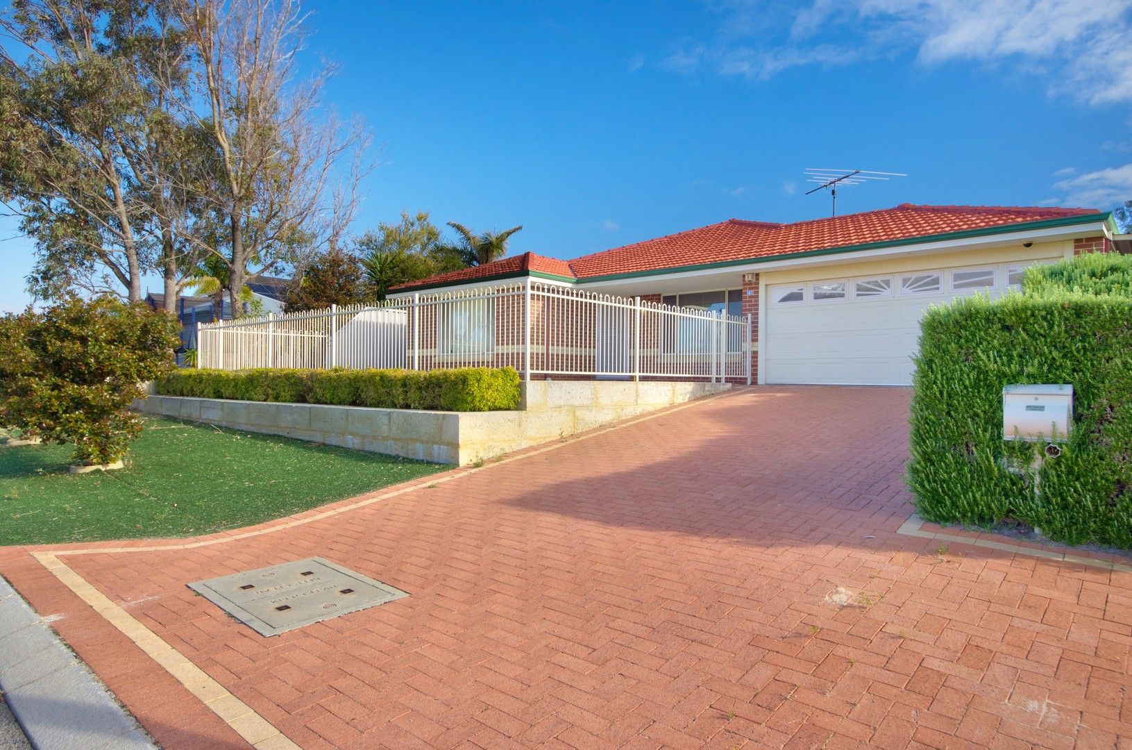 25 Mokutu Court, Quinns Rocks WA 6030, Image 2