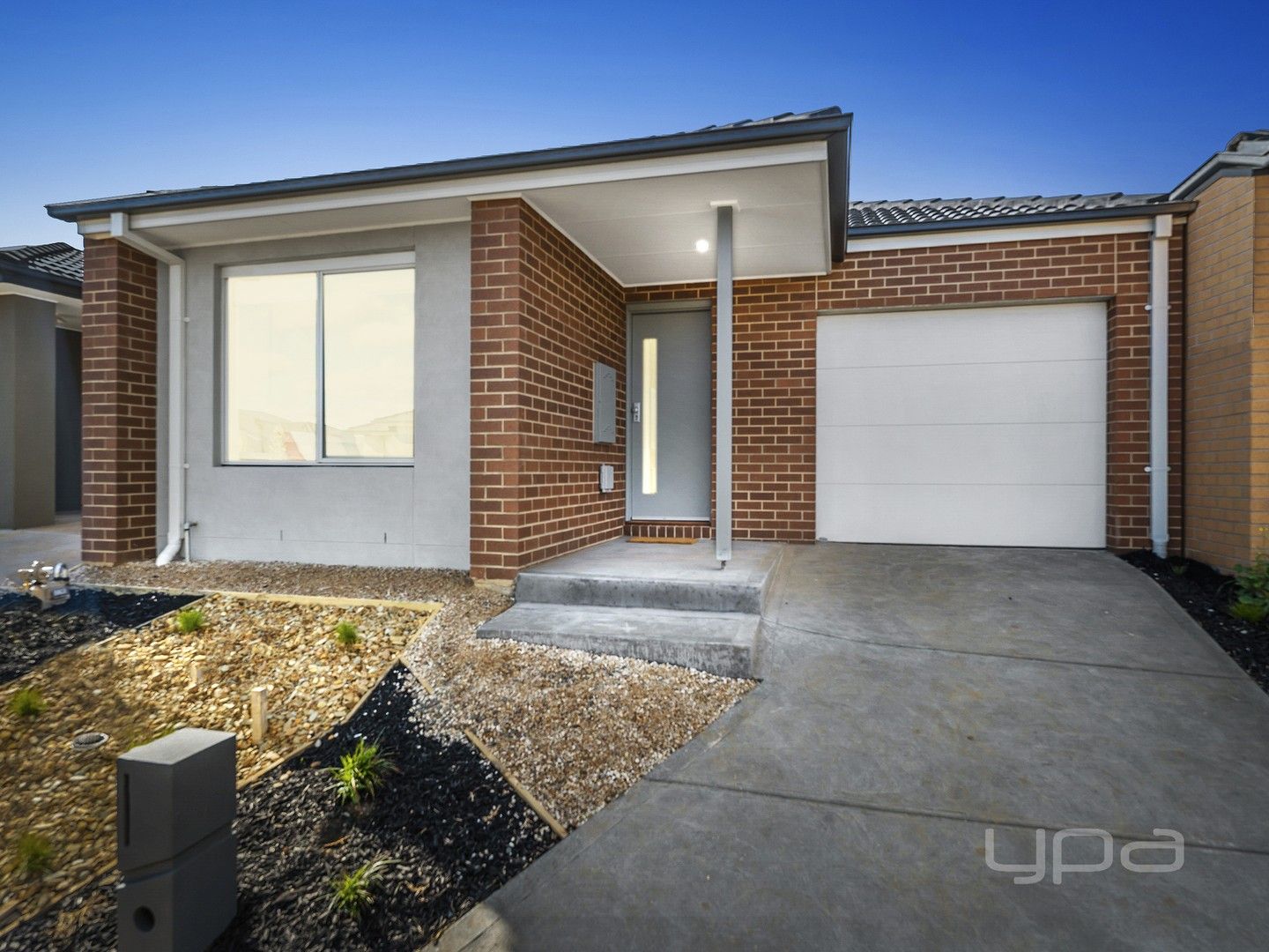 15 Dickens Street, Strathtulloh VIC 3338, Image 0