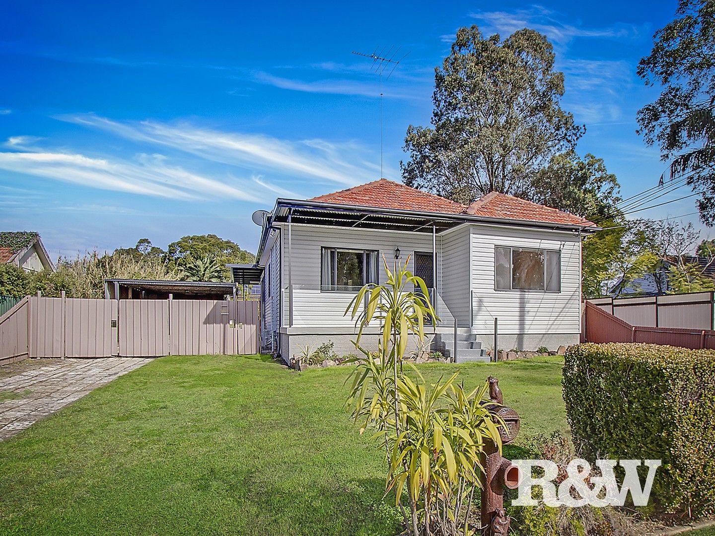 3 bedrooms House in 24 Power Street DOONSIDE NSW, 2767