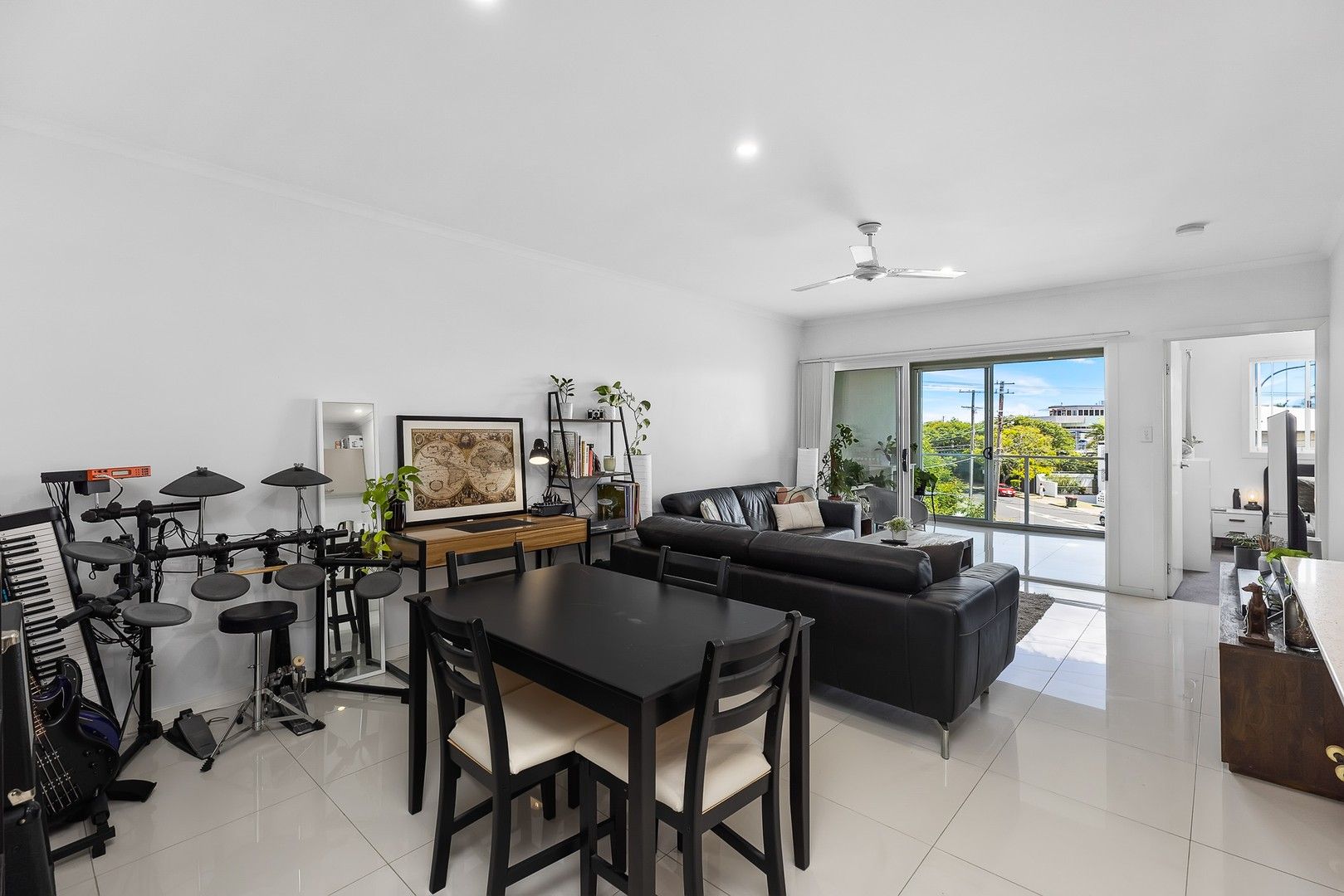 17/275 Cornwall Street, Greenslopes QLD 4120, Image 1