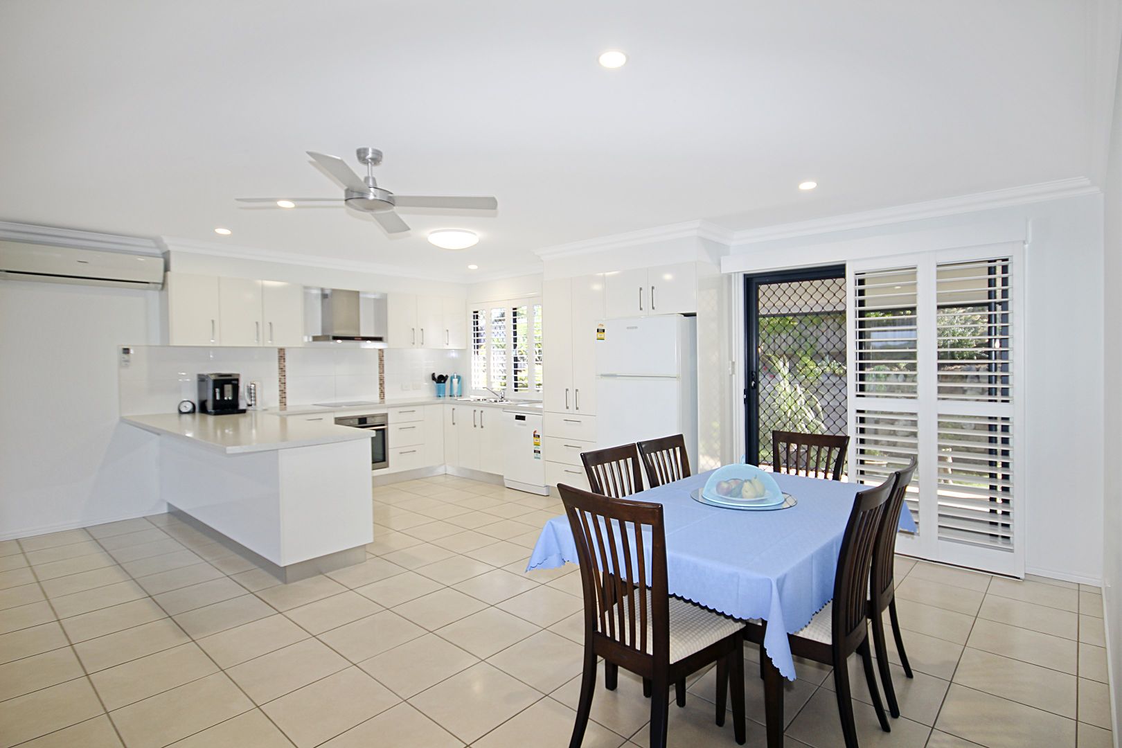 7 Cayenne Court, Glass House Mountains QLD 4518, Image 2