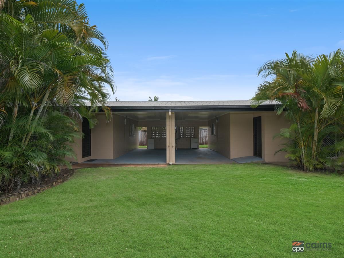 1 & 2/7 Dawson Street, Bramston Beach QLD 4871, Image 1