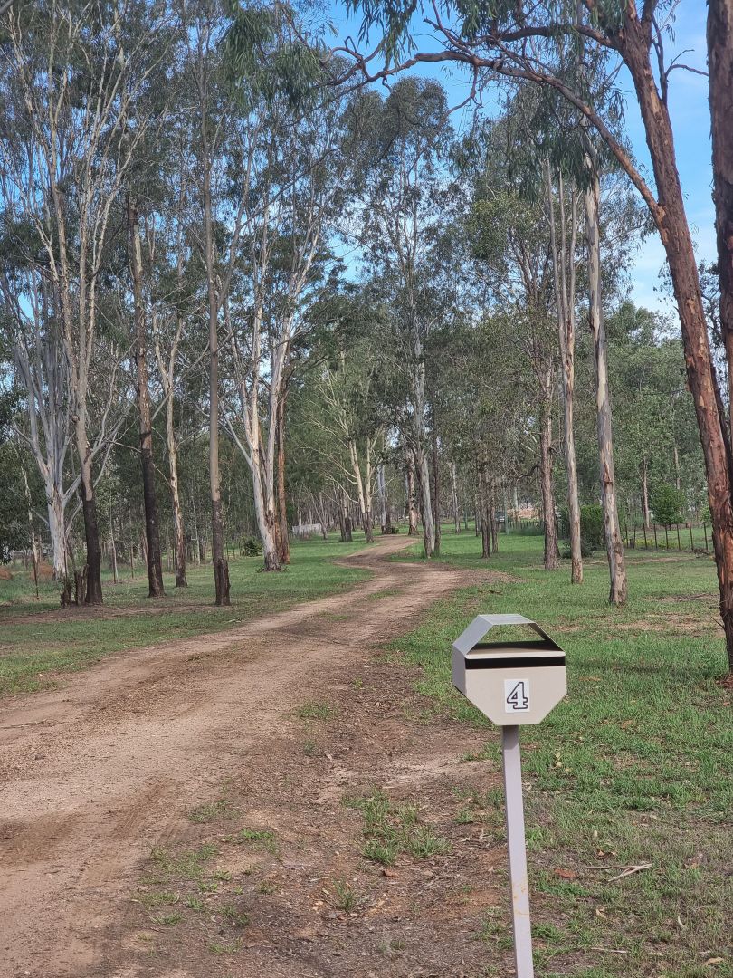 4 Qually Rd, Lockyer Waters QLD 4311 House for Rent 700 Domain